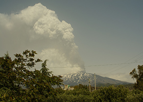 Europe Sends Conflicting Signals on Hedge Funds