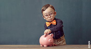Should saving for your kids’ education trump saving for retirement?