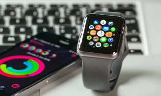 Track your employees fitness with an Apple Watch