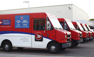 Arbitrator picks DC plan for Canada Post rural workers