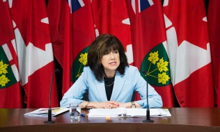 Union agrees with auditor general on pension accounting conflict
